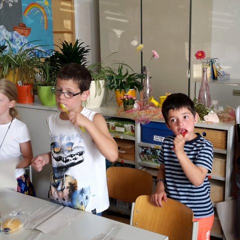 Besuch der Kinder- und Jugendzahnpflege in der Grundschule