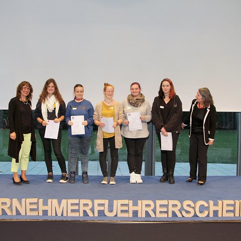Die erfolgreichen Schüler mit dem Unternehmerführerschein