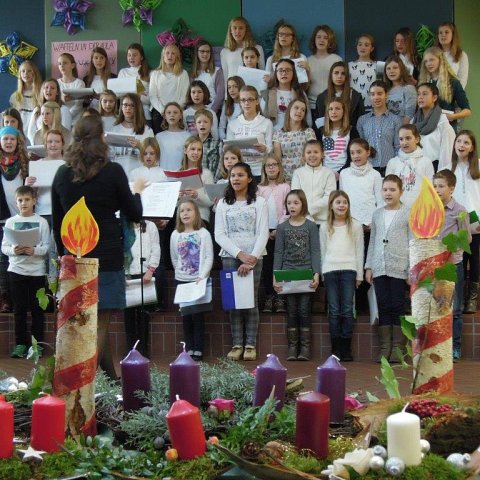 Musikalische Umrahmung durch den Schulchor